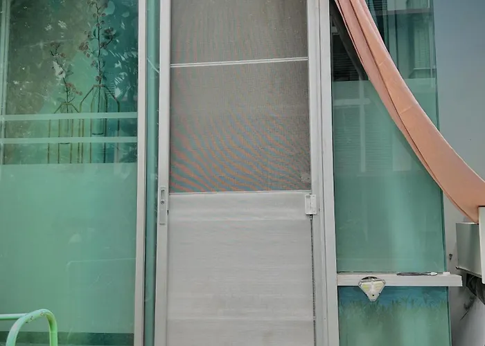 Apartment Modern With Full Amenities